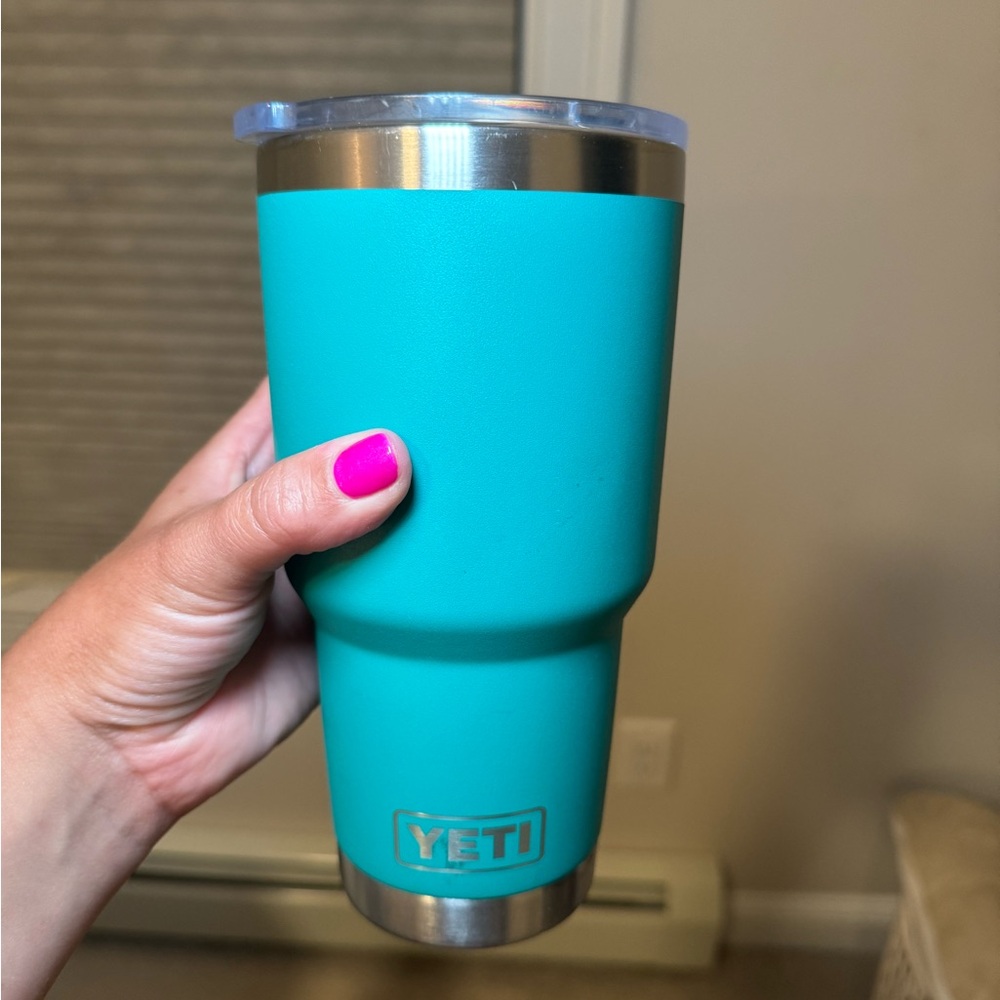 Yeti 30oz tumbler teal